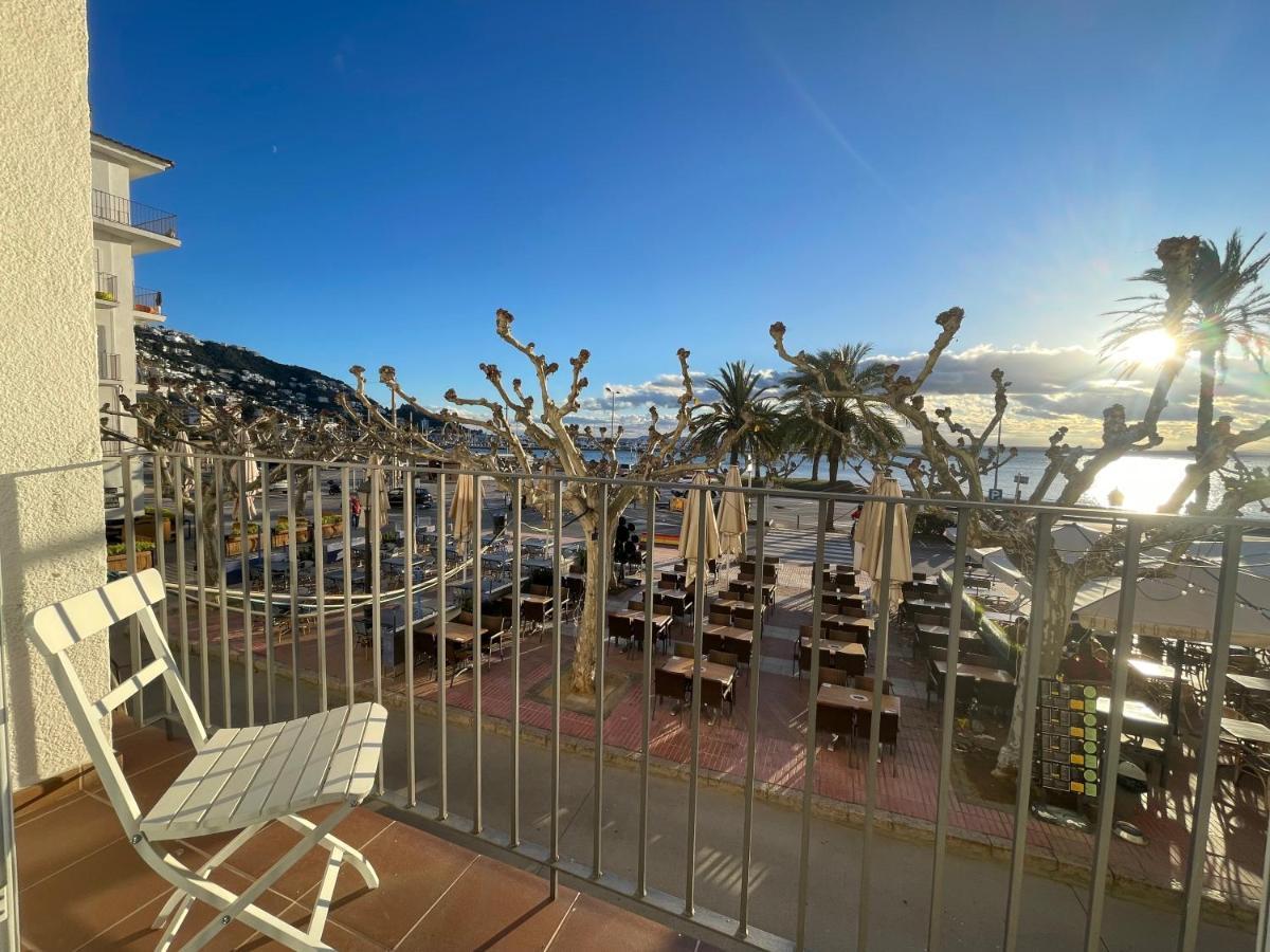 Apartaments Voramar Roses Exterior foto